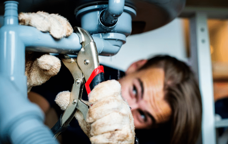 Think Twice Before DIY: Plumbing Repairs That Can Go Wrong